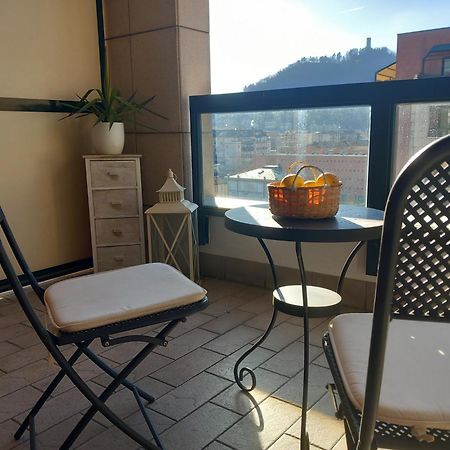 Апартаменты Bilocale Con Terrazzo E Box Auto Su Richiesta Комо Экстерьер фото