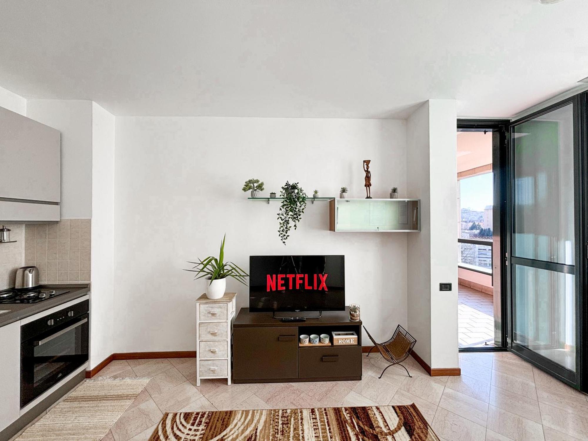 Апартаменты Bilocale Con Terrazzo E Box Auto Su Richiesta Комо Экстерьер фото